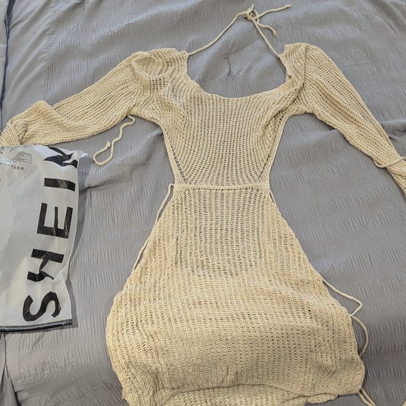 Shein Cover up - Picture 4 of 6